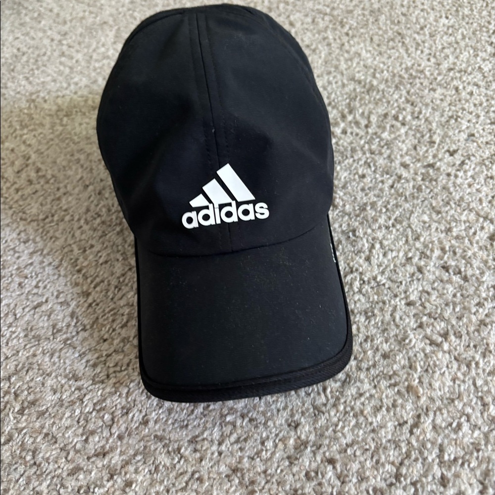 Adidas men’s black workout hat